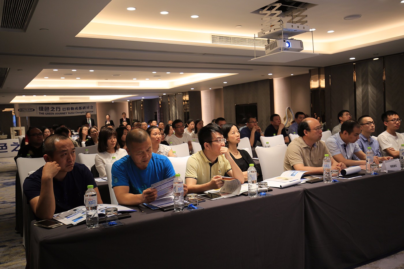 Chengdu Seminar (87).JPG